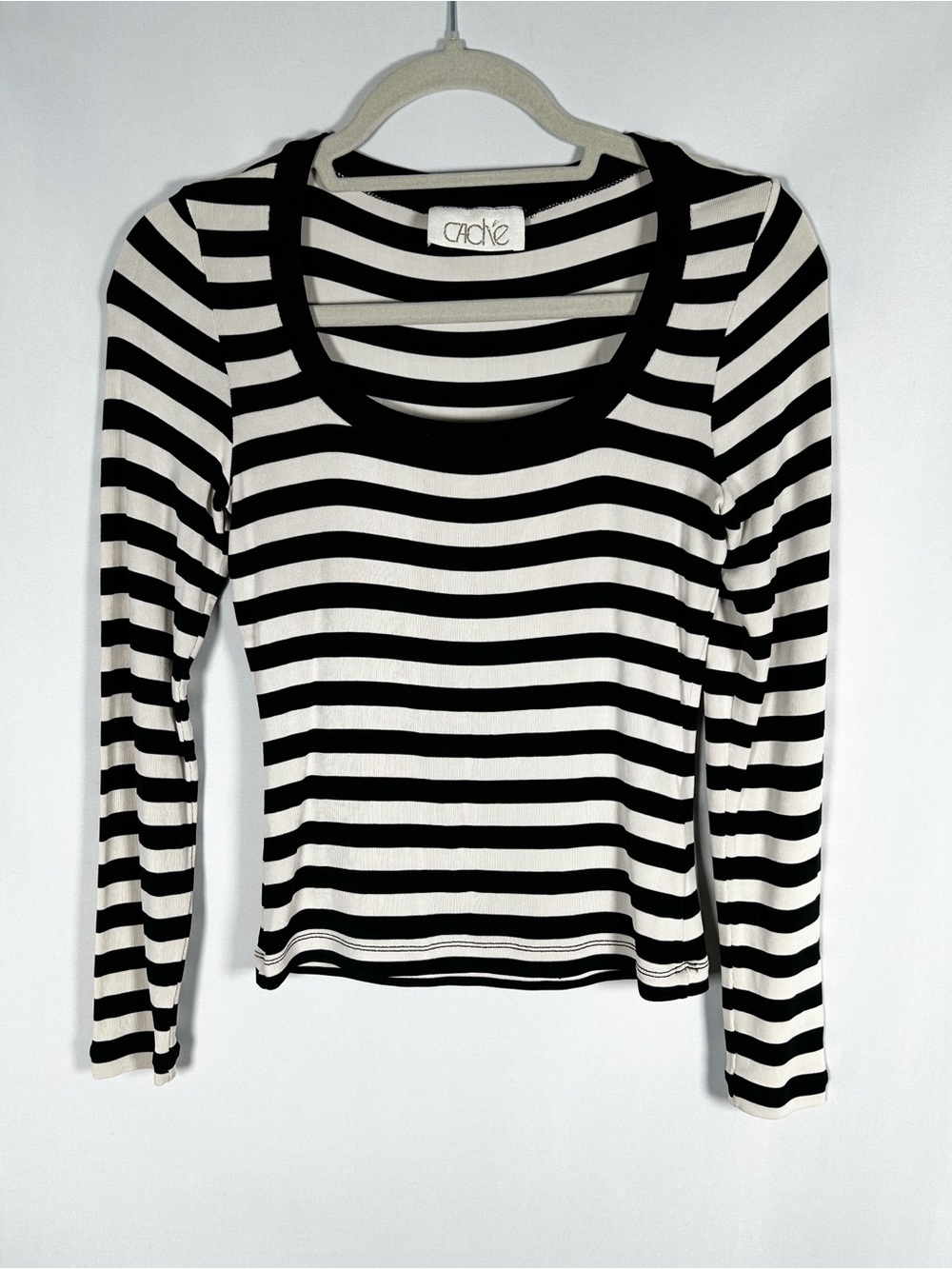 Vintage Caché Striped Scoop Neck Long Sleeve Top Black White
